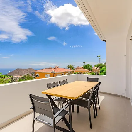 Martina By Welcome Tenerife *