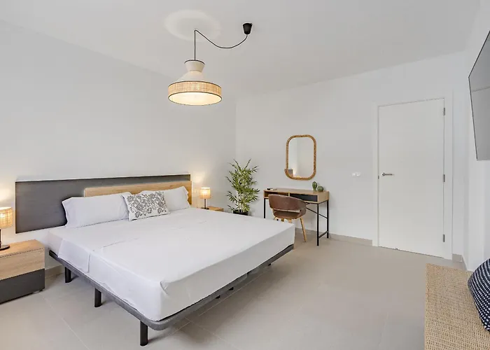 Martina By Welcome Tenerife فيلة