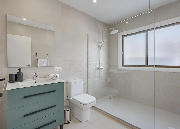 Martina By Welcome Tenerife فيلة