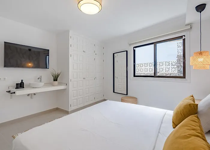 Martina By Welcome Tenerife فيلة *